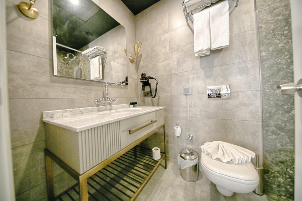 Royal Tophane Istanbul Luaran gambar